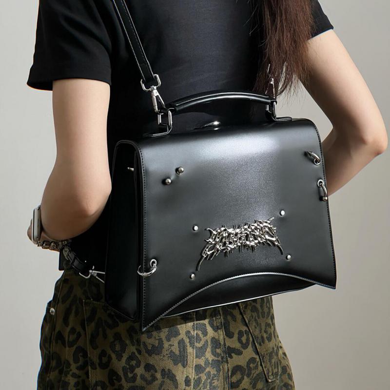 Interior Design Women - Neues originelles Design mit High-End-Nieten Rucksack